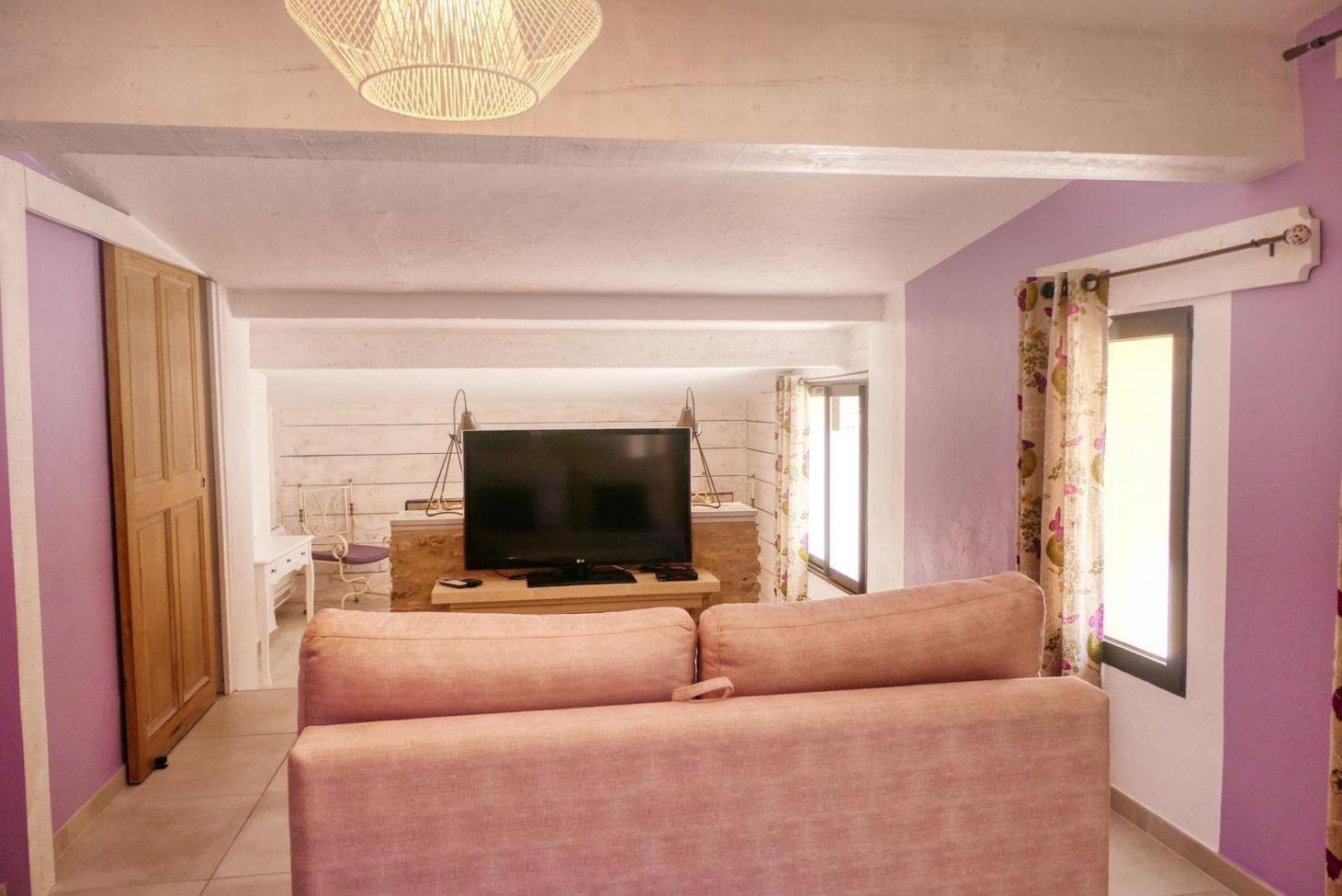 Le Hameau Fleur De Pierres , Chambre , Gite Et Table D'Hotes Murs  Bagian luar foto