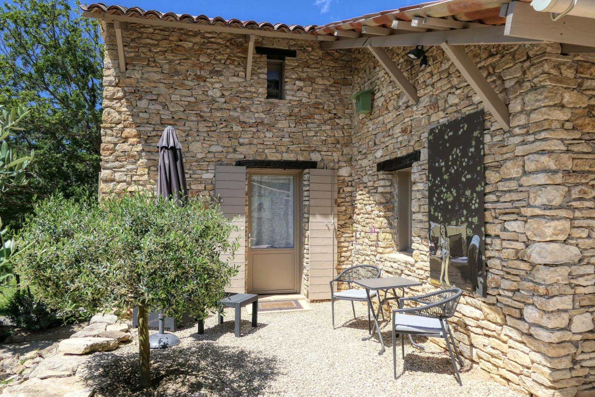 Le Hameau Fleur De Pierres , Chambre , Gite Et Table D'Hotes Murs  Bagian luar foto